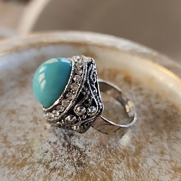 Vintage Enamel and Rhinestone Raised Adjustable Ring - Picture 9 of 14
